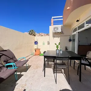 https://apt-la-bella-escondida-piscina-campo-de-golf-solarium.1costadelsol.com